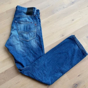 Replay Jeans - Replay jeans i strl 29/32 | skick 8/10 | nypris är 1300 | slim fit👖| Säljer lågt på grund av att jag vill bli av med dem snabbt! Bara att skriva om du undrar något🙌
