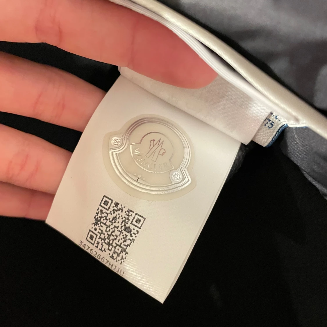 Moncler Cardigain - 90