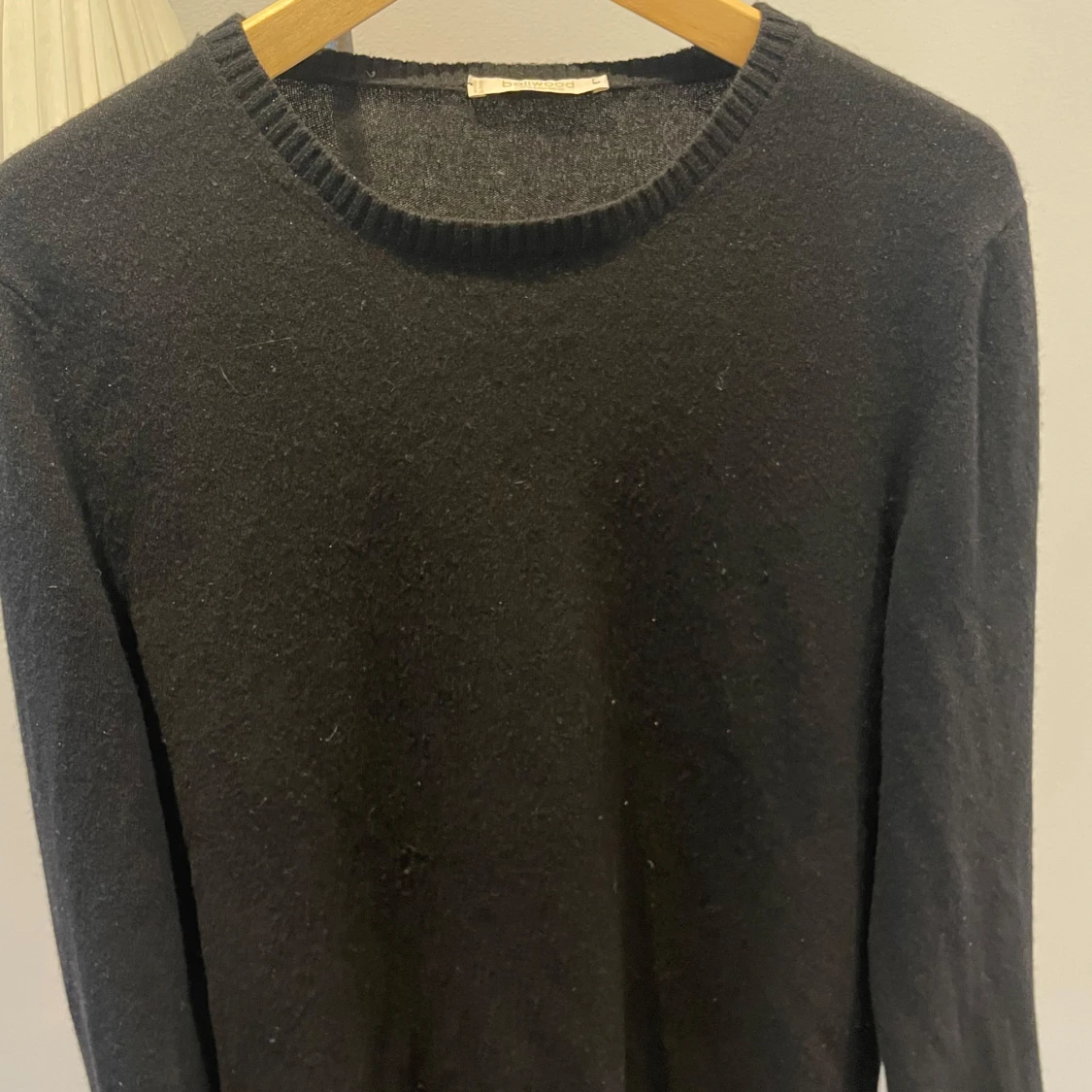 100% Kashmir tröja från BELLWOOD. NYPRIS 3519 kr, mycket bra skick.