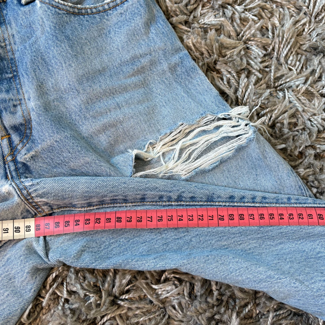 Levis jeans med slitningar - 3