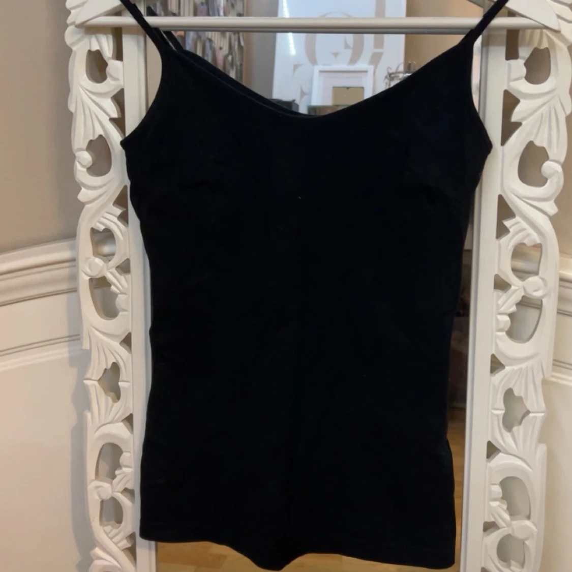 Svart linnetopp från 157