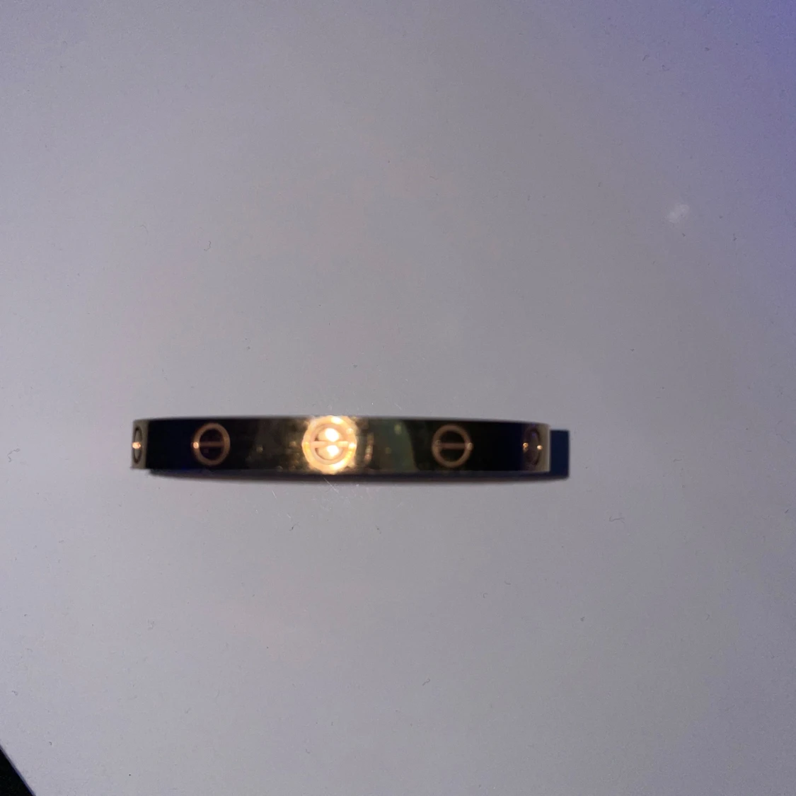 Guldarmband med skruvmönster - 1