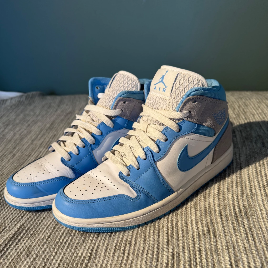 Air Jordan 1 Mid - 1