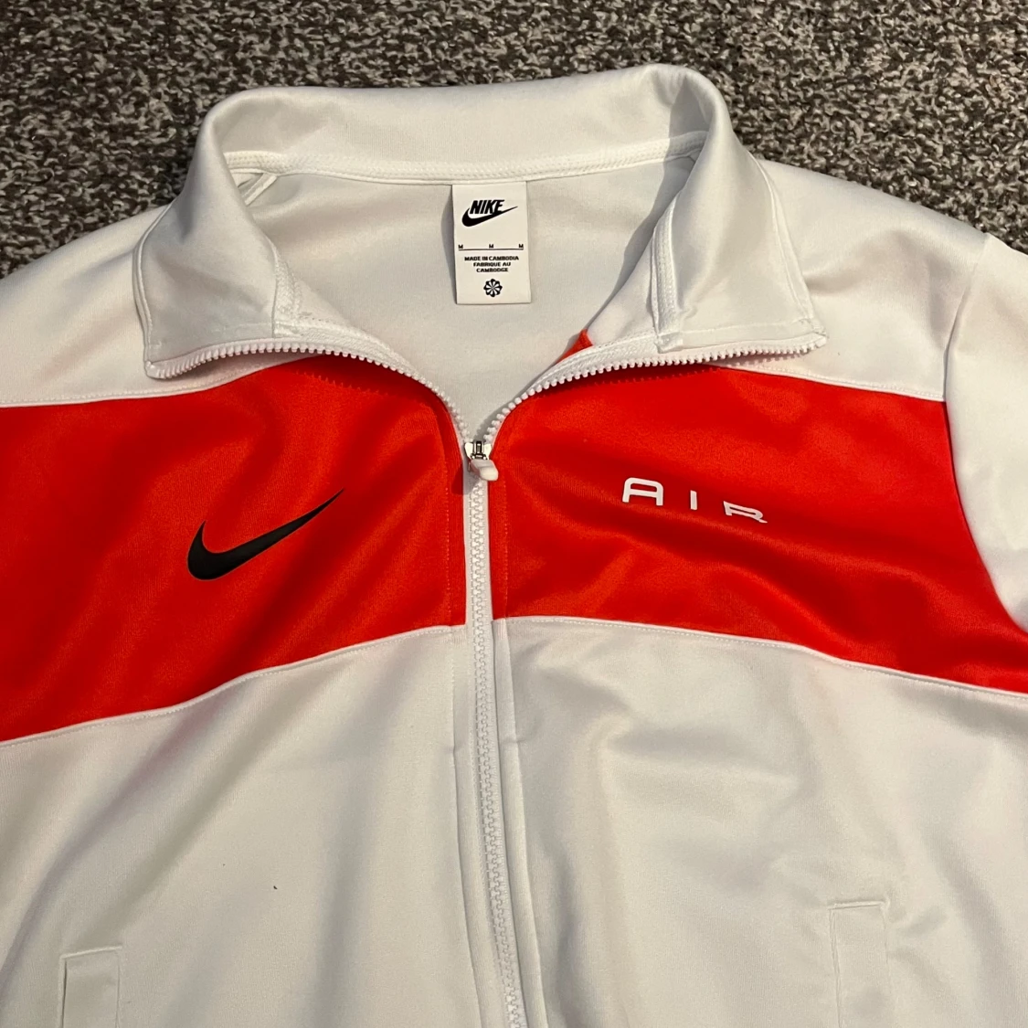 Vit kofta från nike  - 1