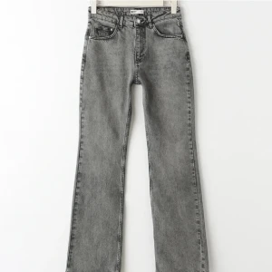 Gina tricot jeans  - Gråa jeans från Gina tricot 