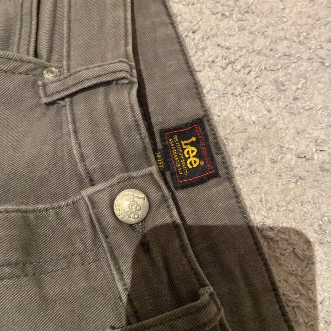 Grå jeans från Lee - 1