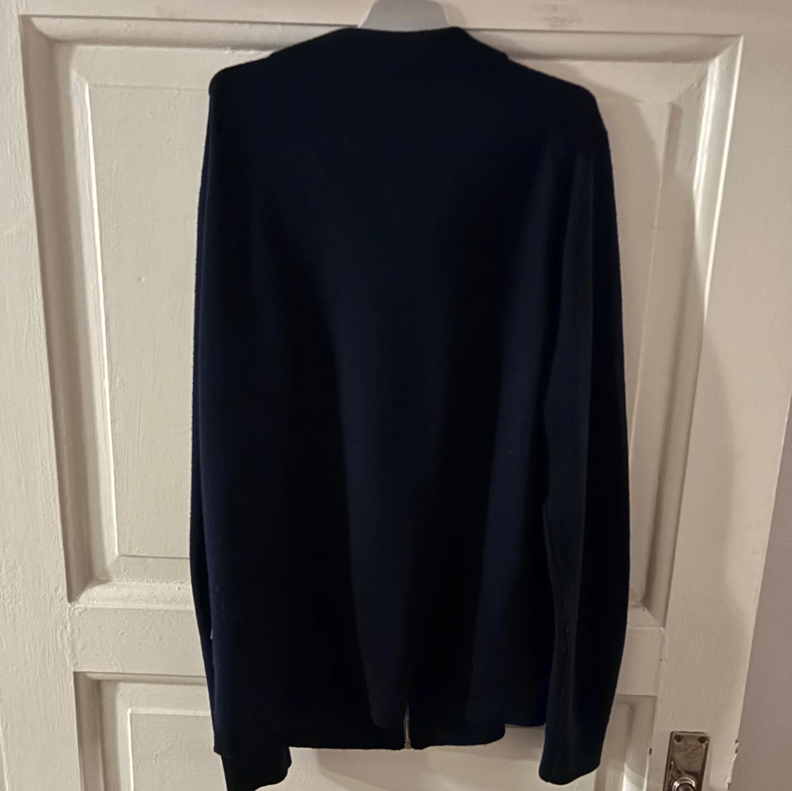 Svart kofta i merinoull från Lindbergh - 1