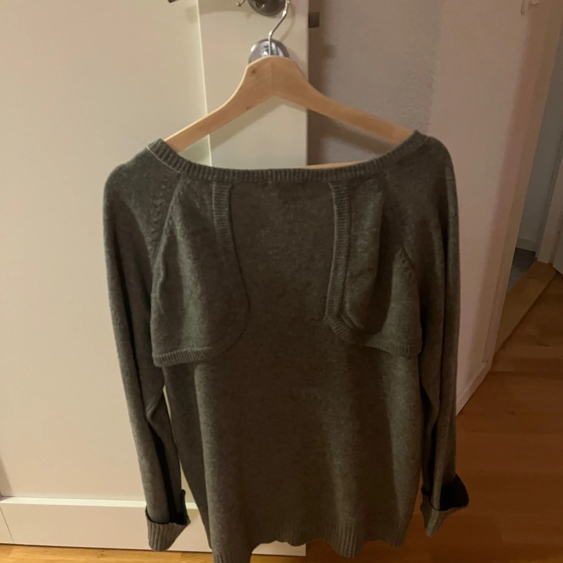 Grå kofta från Filippa K - 90