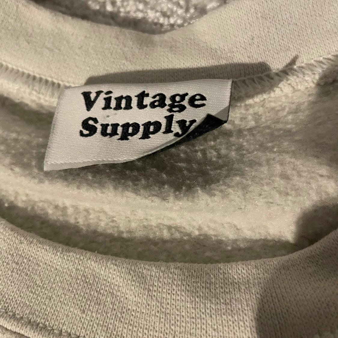Beige sweatshirt från Vintage Supply - 90