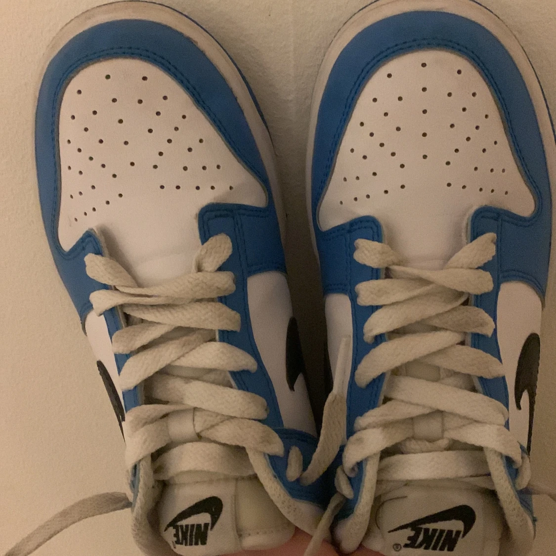 Nike Dunk i blått och vitt - 2