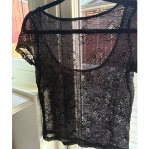 Spetstopp - Så söt spetstopp med djup rygg, aldrig använd!