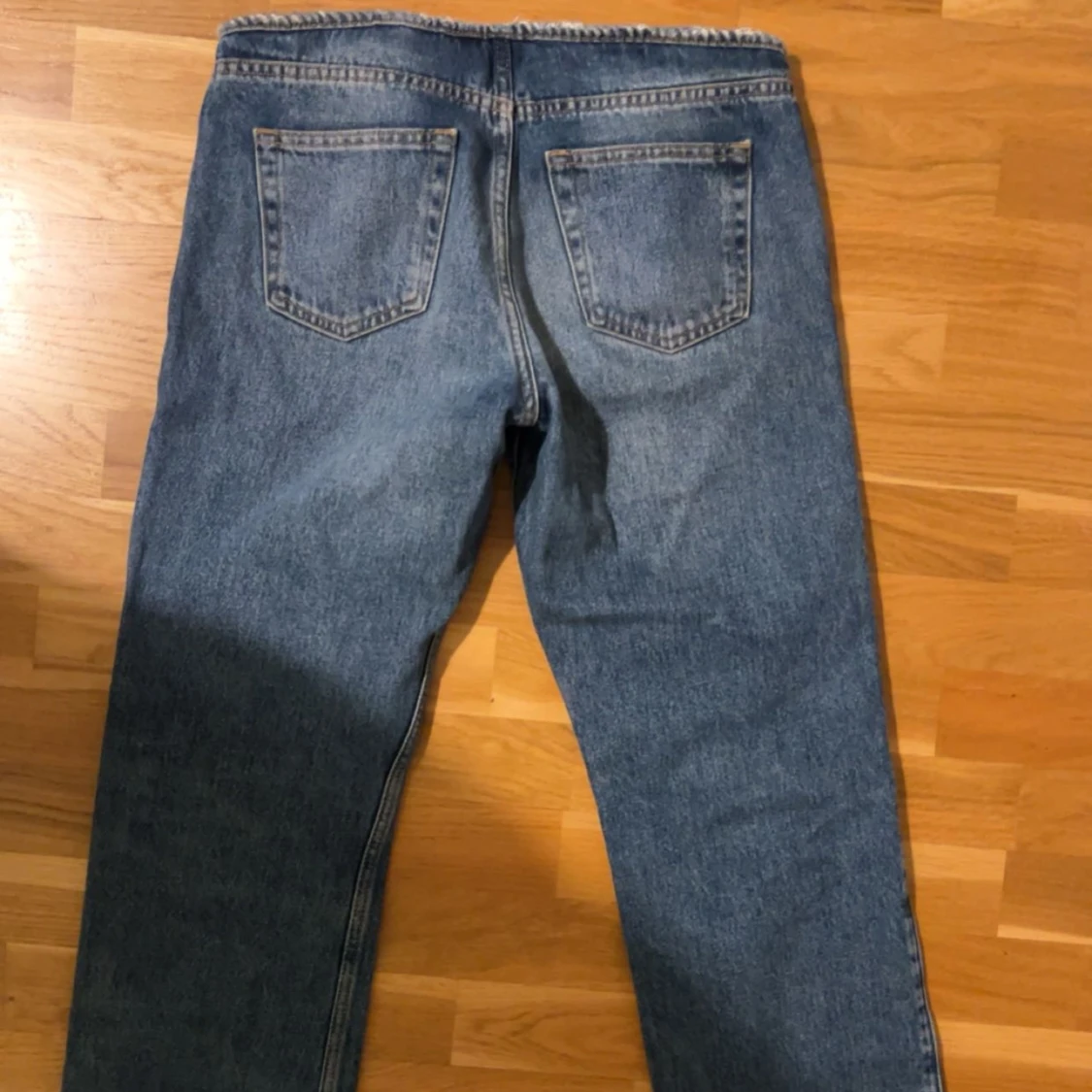 Blåa jeans från weekday - 92