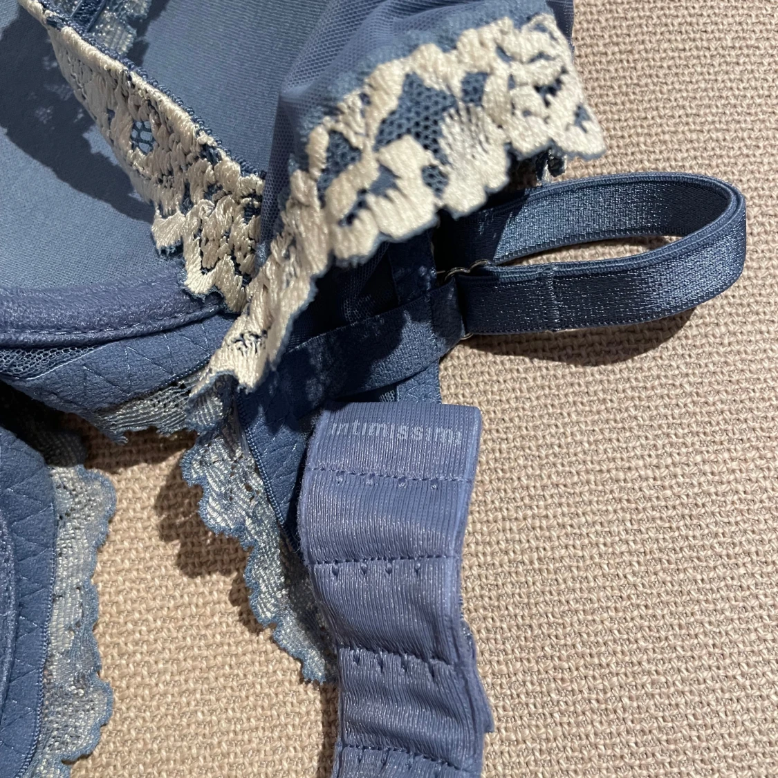 Intimissimi spets-bh - 92