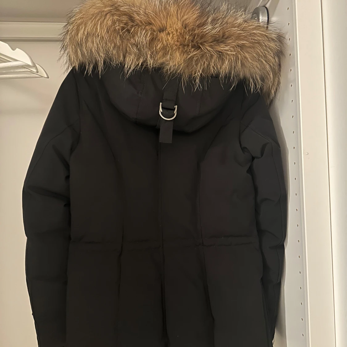 Svart vinterjacka från Hollies - 90