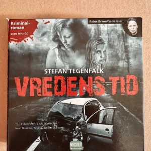 Vredens Tid - Säljer en spännande kriminalroman av Stefan Tegenfalk, 'Vredens Tid'. Boken är en del av en trilogi. Perfekt för dig som gillar deckare och mystik. Boken handlar om en mystisk bilkrasch och en kriminalkommissarie som försöker lösa fallet. Perfekt för höstmys! 📚