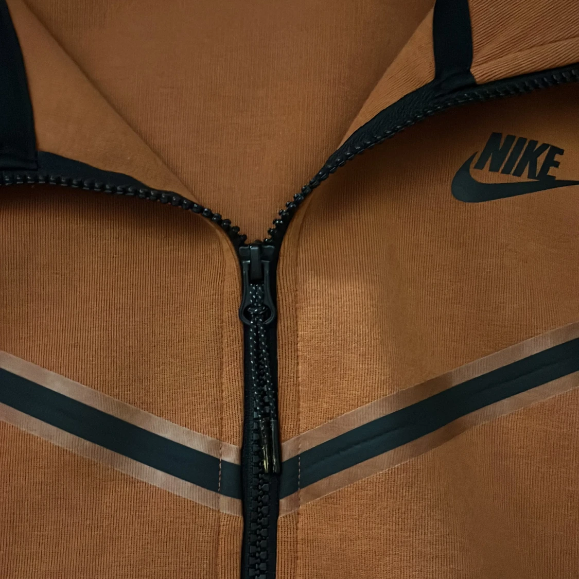  Nike Tech Fleece i orange färg - 93