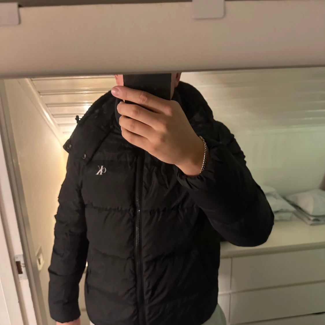 Svart dunjacka från Calvin Klein