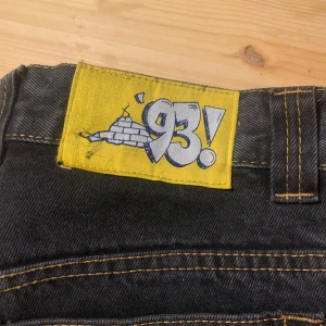 Polar bigboy 93s - Baggy skater jeans i superbra skick. Säljer pga att dom är för små för mig. Skriv vid funderingar :)