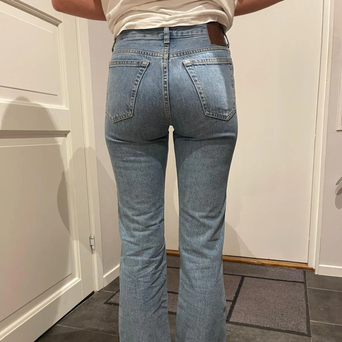 Blå jeans med låg midja - 91