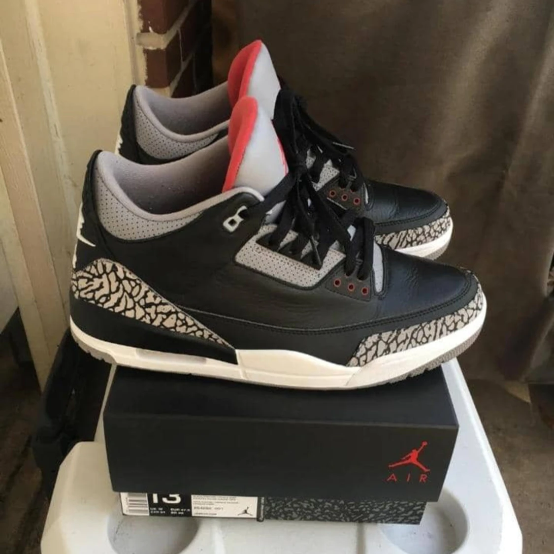 Nike Air Jordans med elefantmönster - 93