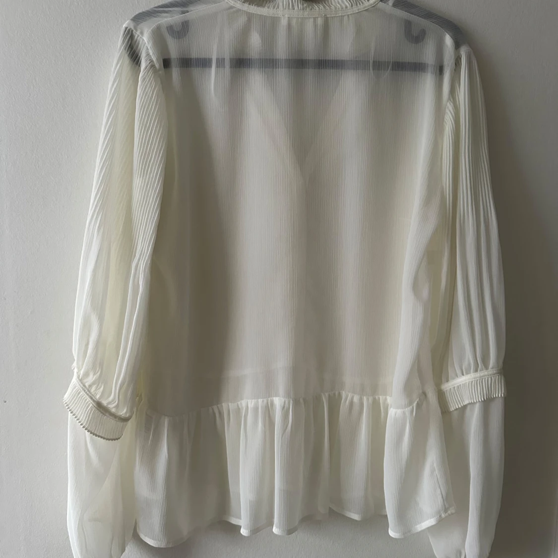 Vit bluse från h&m  - 92