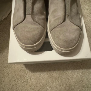 Eytny skor - Kollar intresse på dessa superfina skor! Pris kan diskuteras