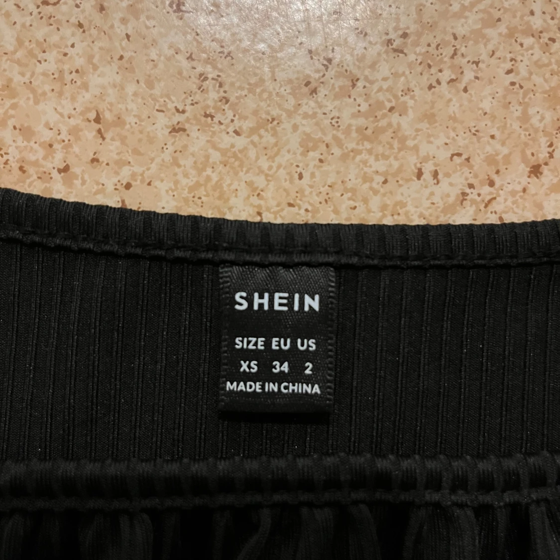 Svart långärmad tröja  - 91