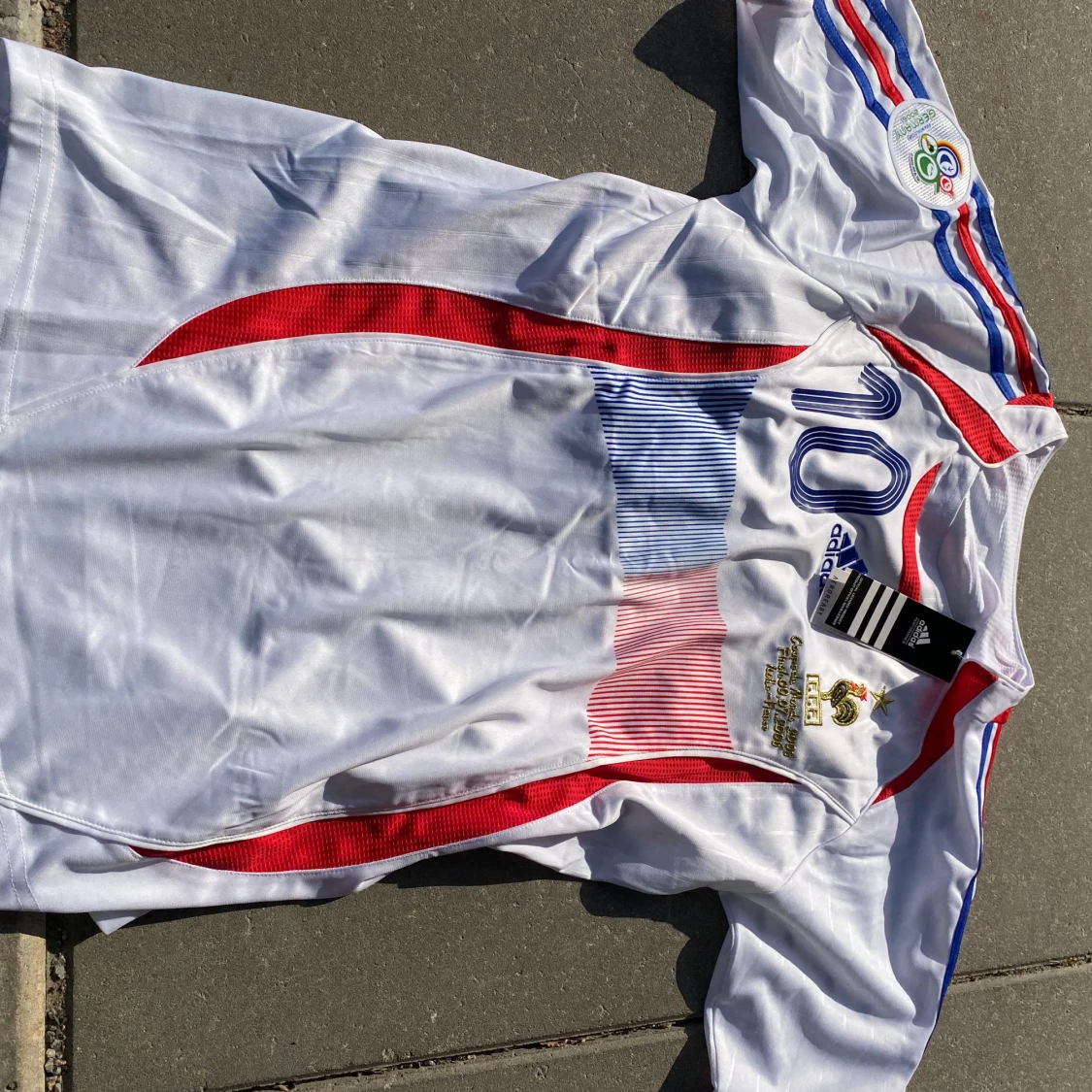 Säljer 2006 zidane tröja  - 90