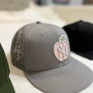 New era baseball keps - Använd fåtal gånger, ser ut som ny!