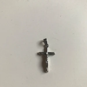 Hängsmycke från CRAFT LONDON - CRAFT LONDON smycke Aldrig använt Silver täckt 