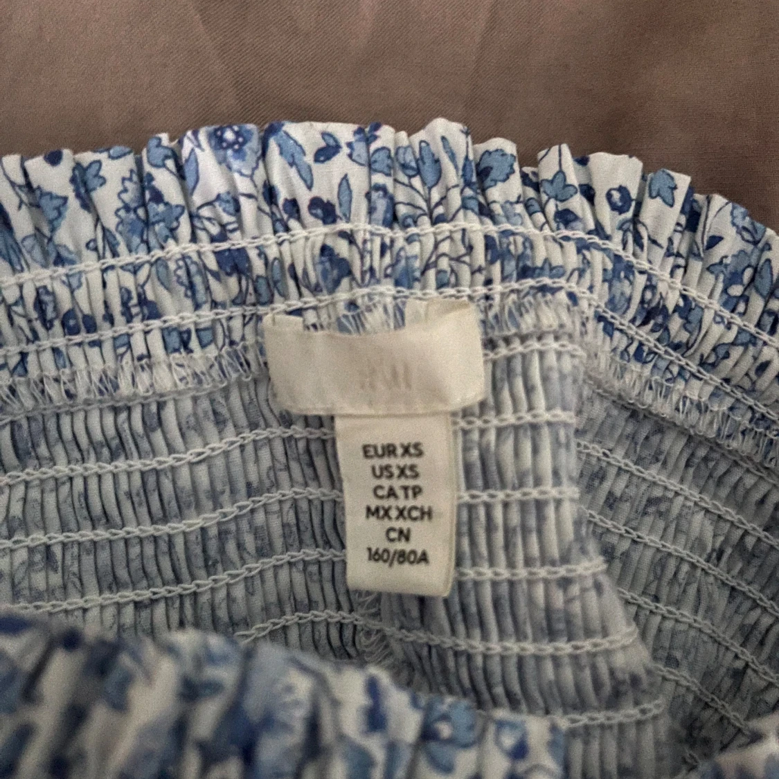 Blå och vit smockad tubtopp - 91