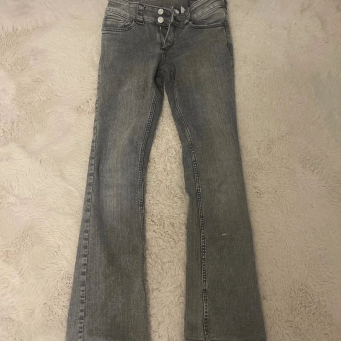 Jeans för små för mitt barn  - 90