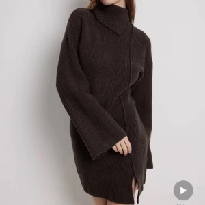 Nakd klänning sökes - Söker denna klänning från NAKD x Ida Carlsson i XS/S.