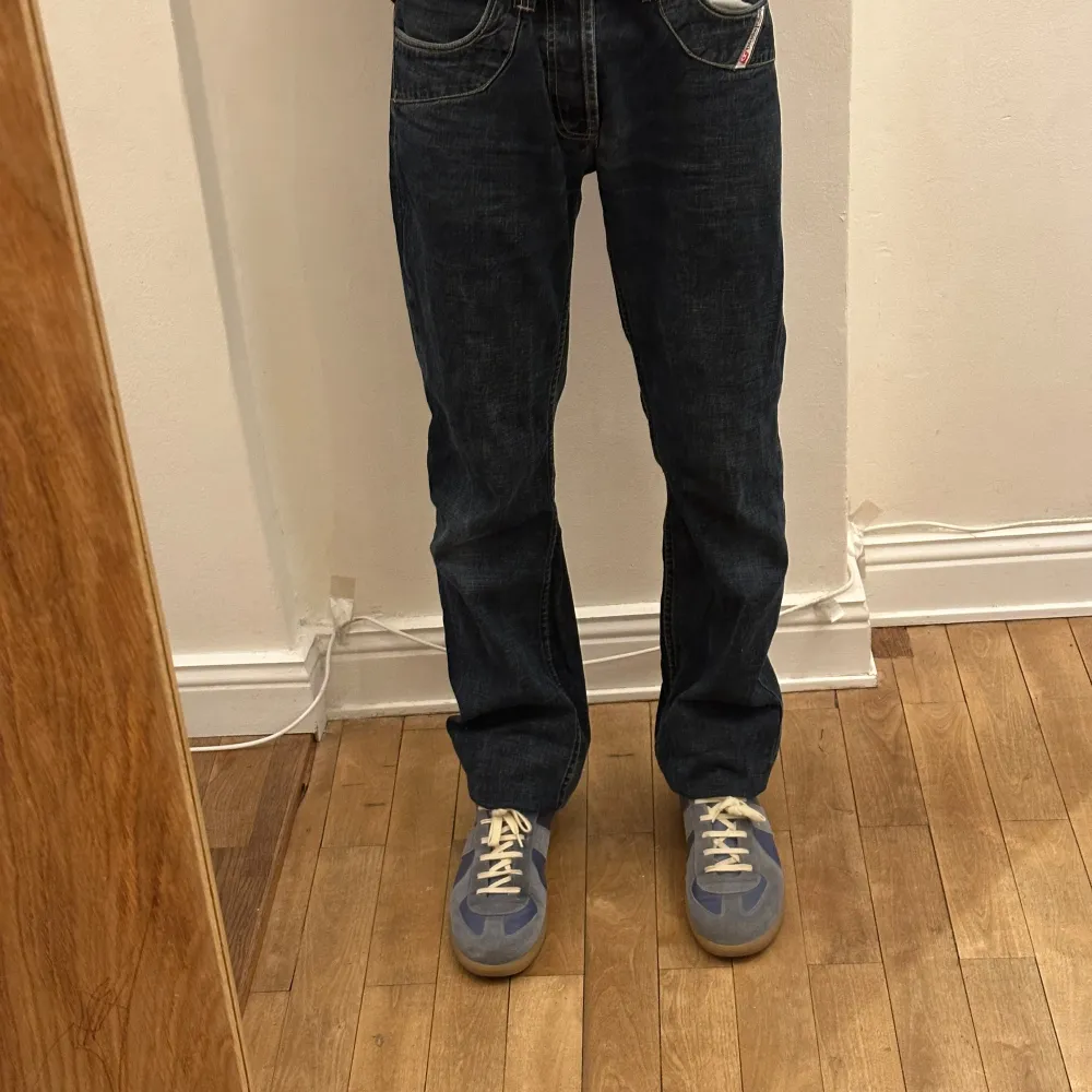 Dieselbyxor, näst intill nya 30/32 Midjemått: 82 Innerben: 82. Jeans & Byxor.