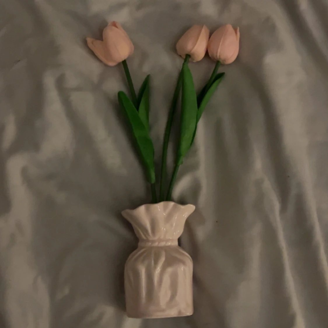 ljusrosa vas till blommor