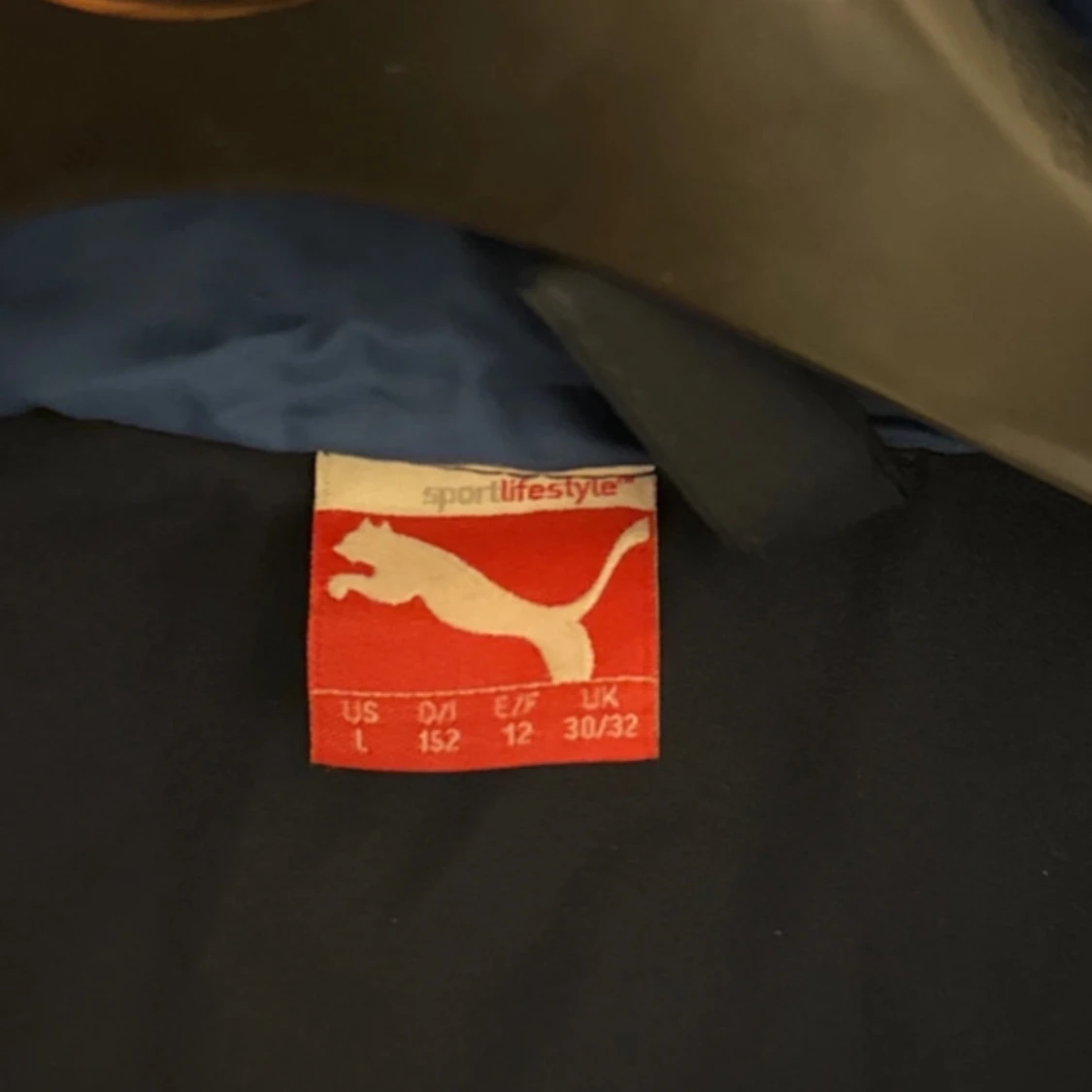 Blå pufferjacka från Puma - 90