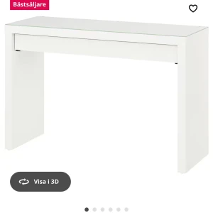 Vit sminkbord med låda Malm Ikea  - Snyggt och stilrent sminkbord i vit färg med en praktisk låda för förvaring. Perfekt för sovrummet eller som en arbetsplats. Bordet har en minimalistisk design som passar in i de flesta inredningsstilar.  #sminkbord #malm #ikea  