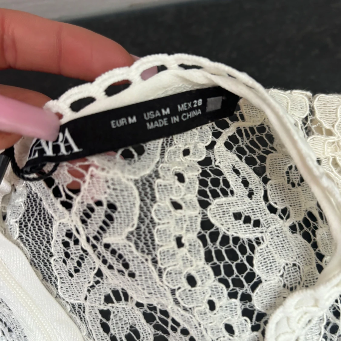 Vit spetsblus från Zara - 90