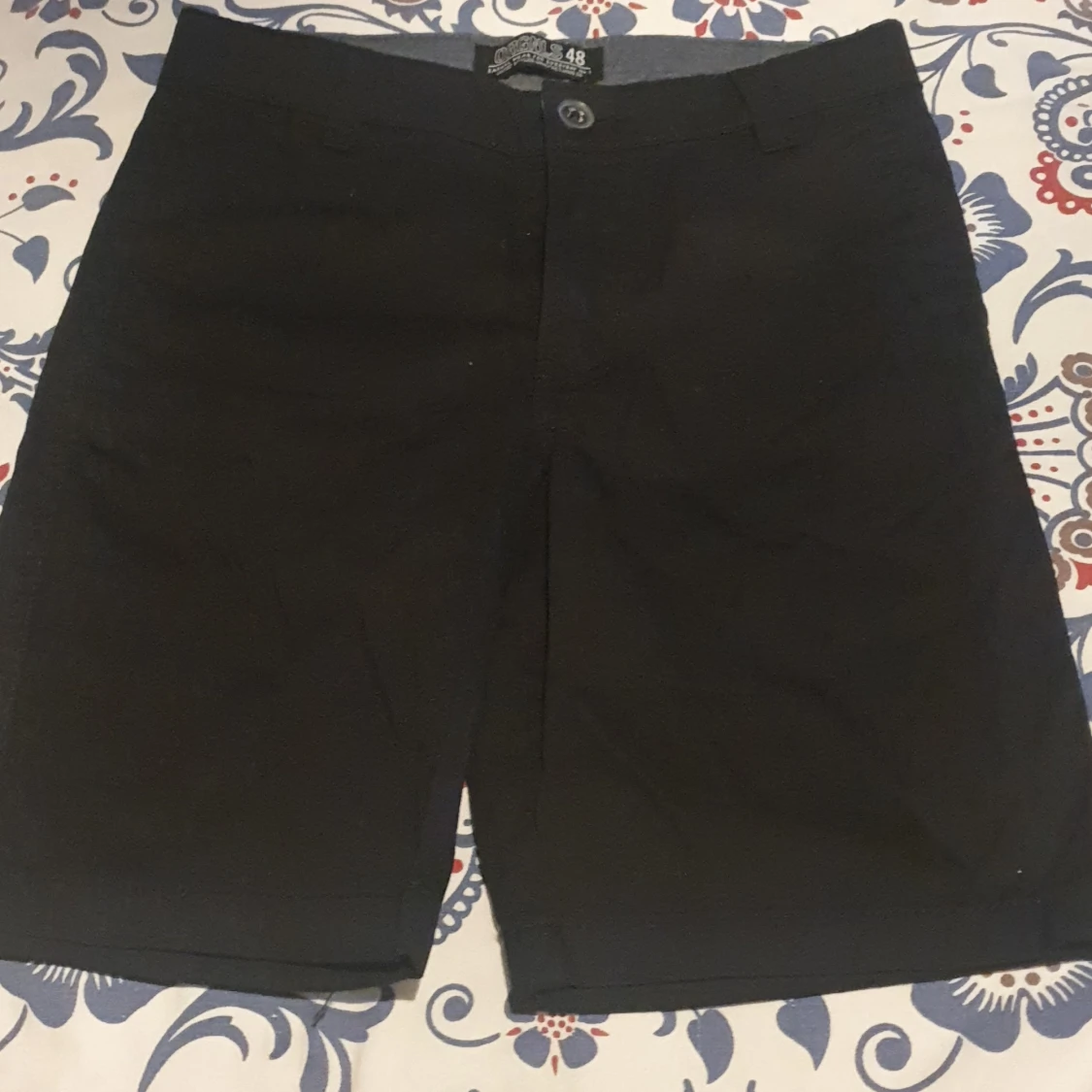 Svarta shorts