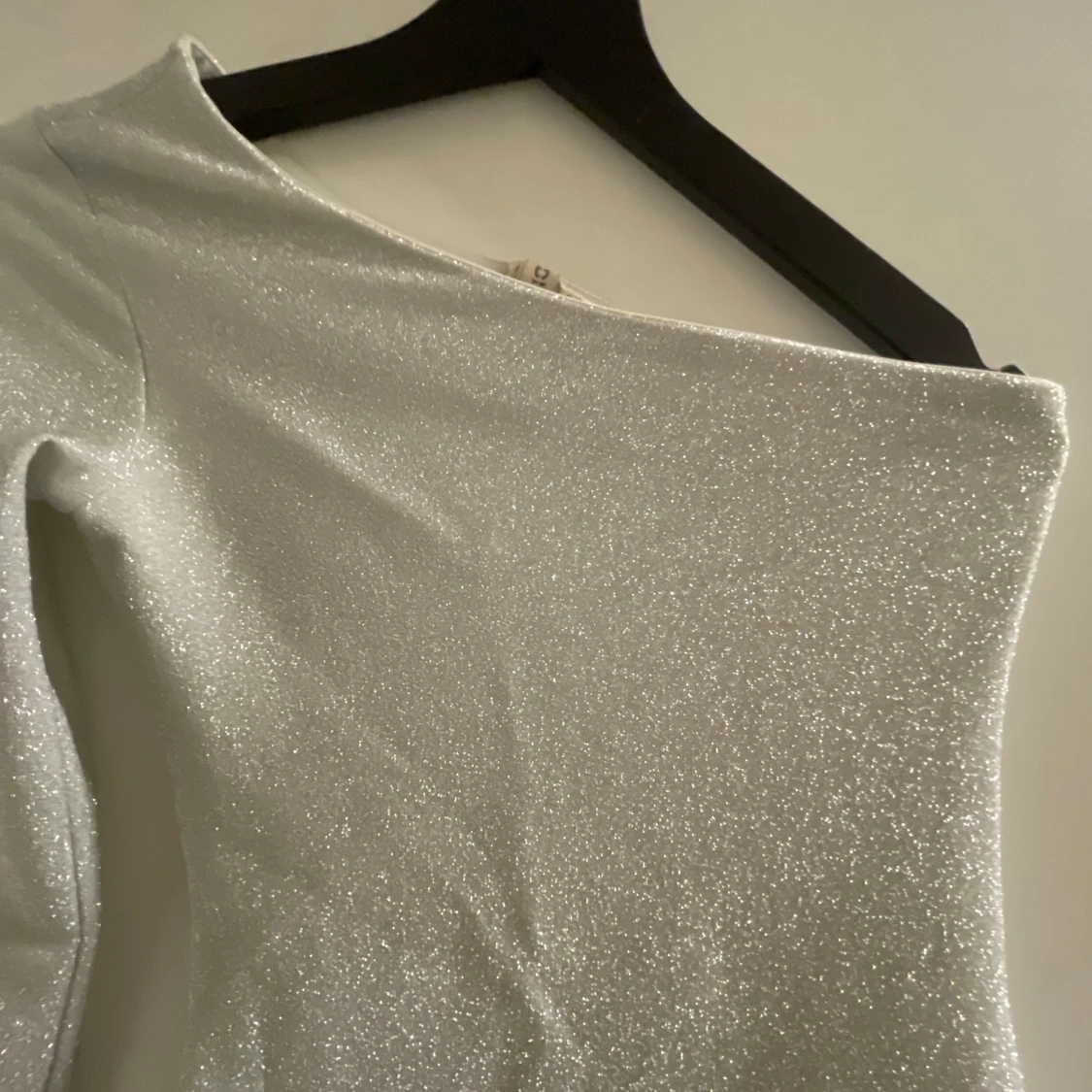 Glittrig silverklänning - 90