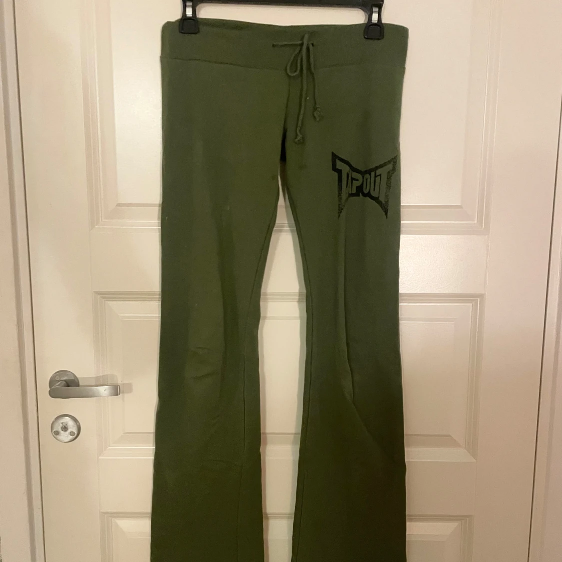 Gröna mjukisbyxor från Tapout - 1
