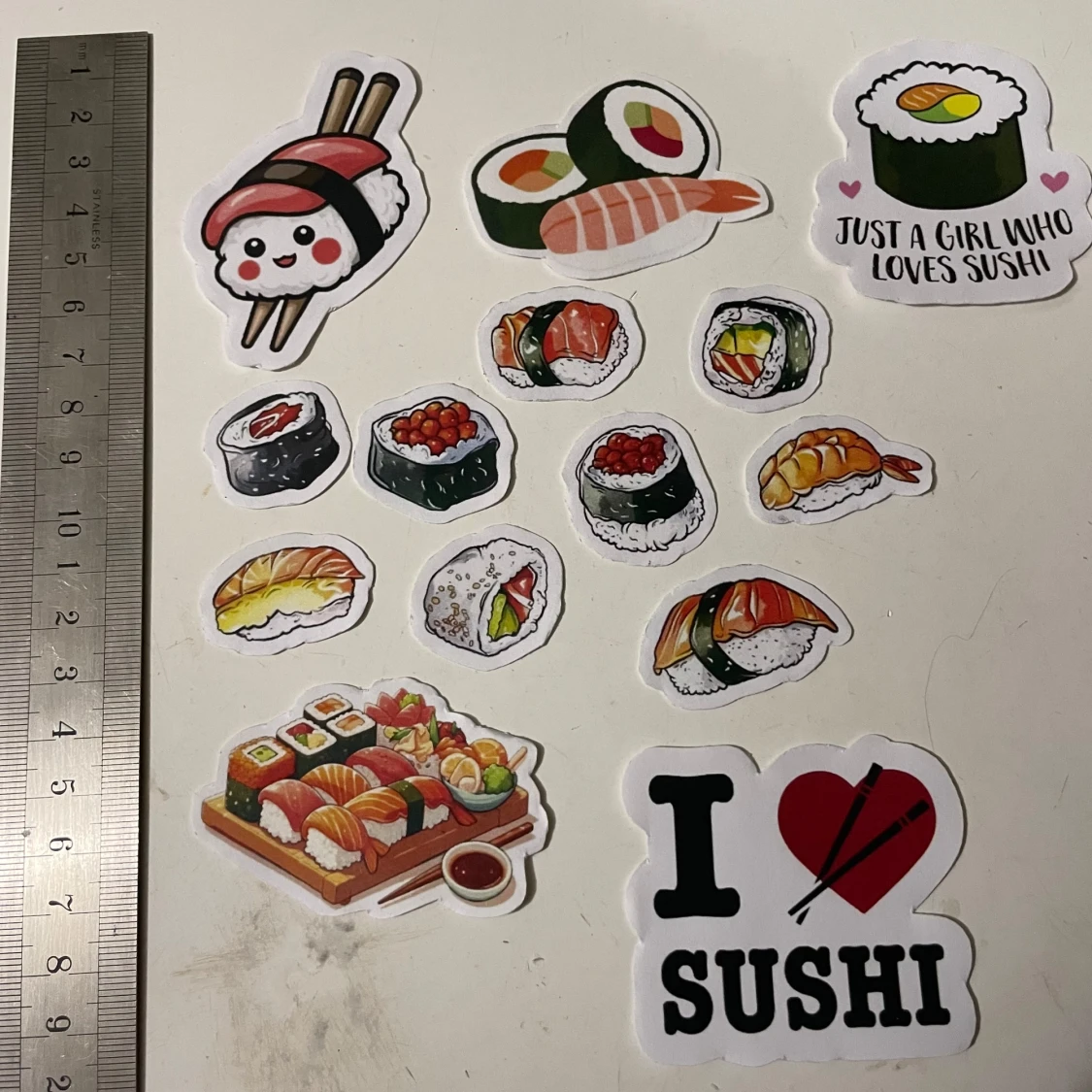 Klistermärken med sushi-tema