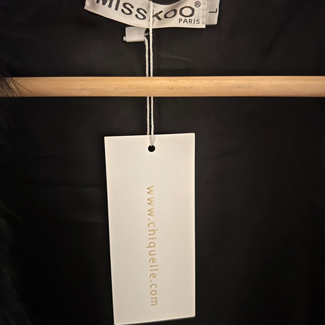 Oanvänd svart fuskpäls jacka  - 2