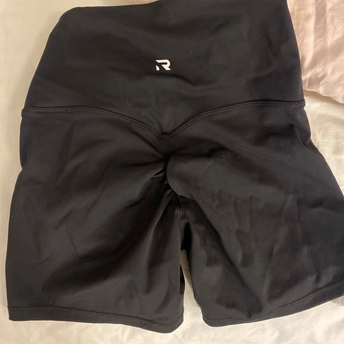 Svarta träningsshorts från Relode  - 3