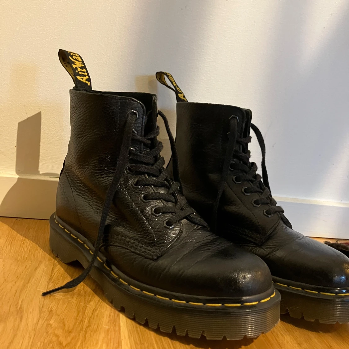Dr Martens - 1