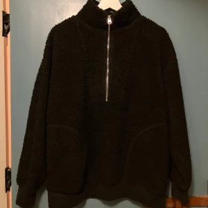 Kofta/jacka - Varm och skön nu i vinter 
