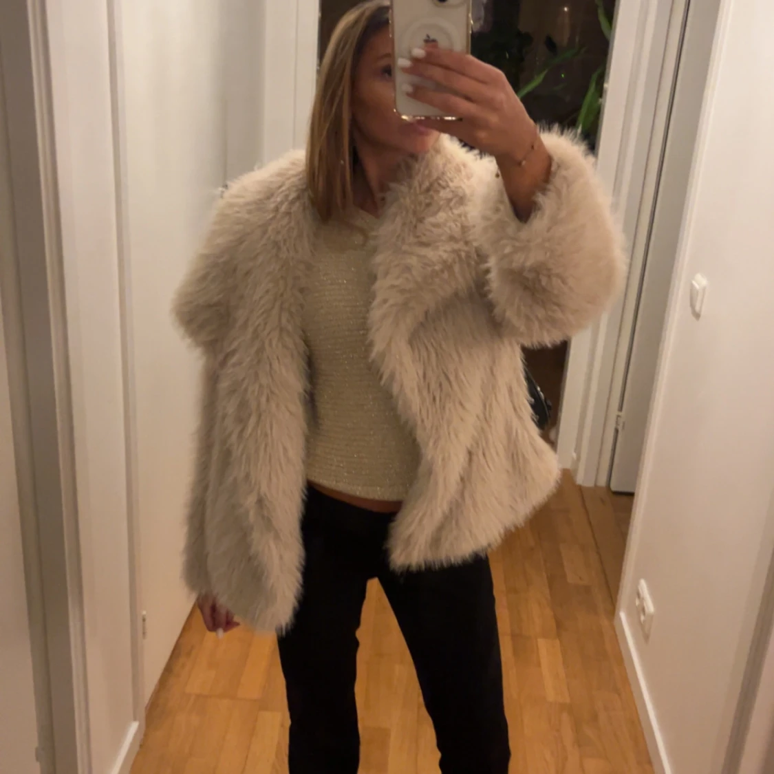 Beige pälsjacka - 3