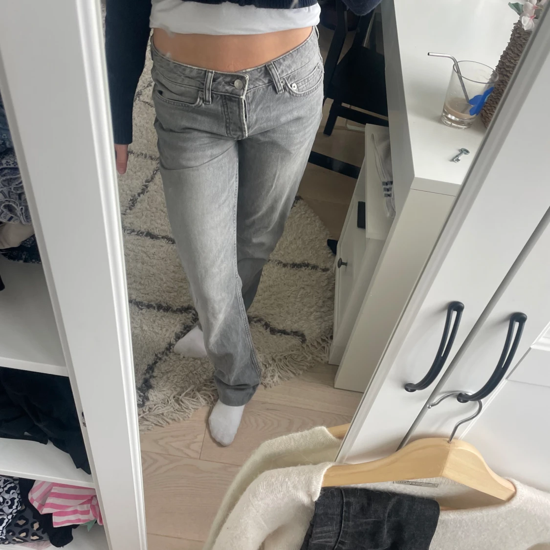 Low waist straight jeans - 92