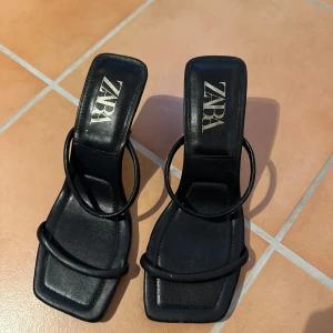 Zara klackar  - Storlek 38 