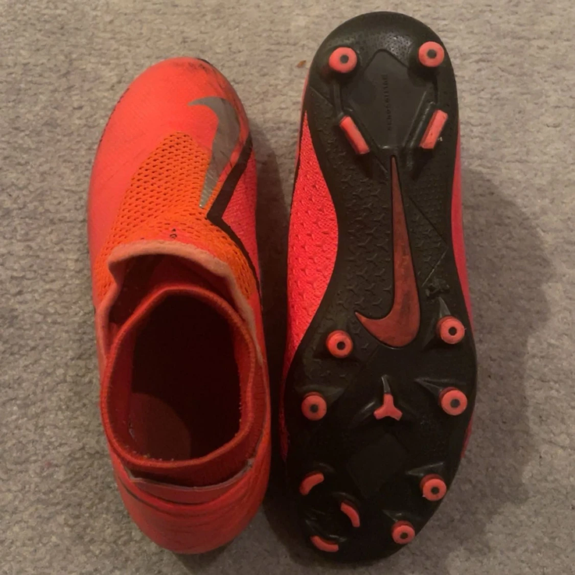 Nike fotbollskor - 1